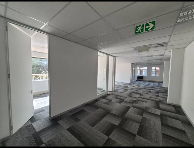 321M² OFFICE TO LET IN SANDTON CENTRAL